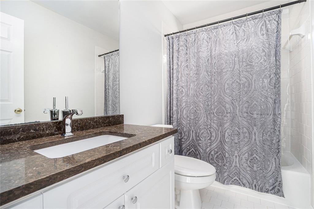 THE GATES - Residential