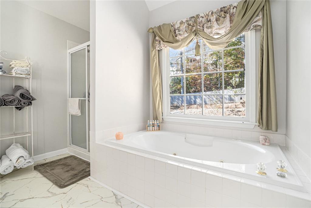 THE GATES - Residential