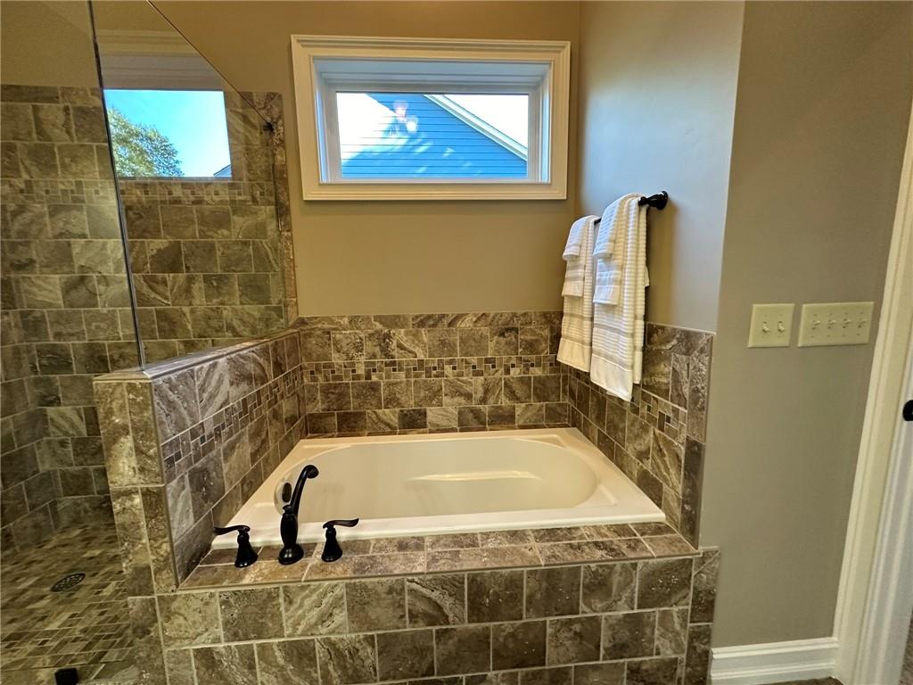 3397 Holly Glen Drive, Dacula, Georgia image 28