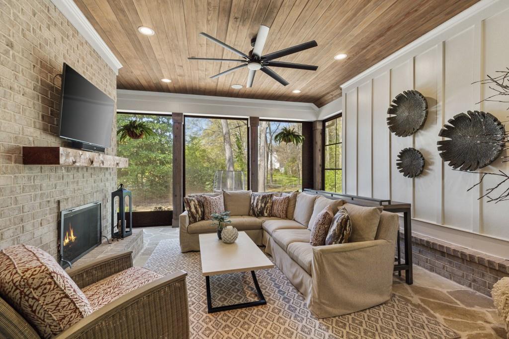 284 Hook Street, Alpharetta, Georgia image 23