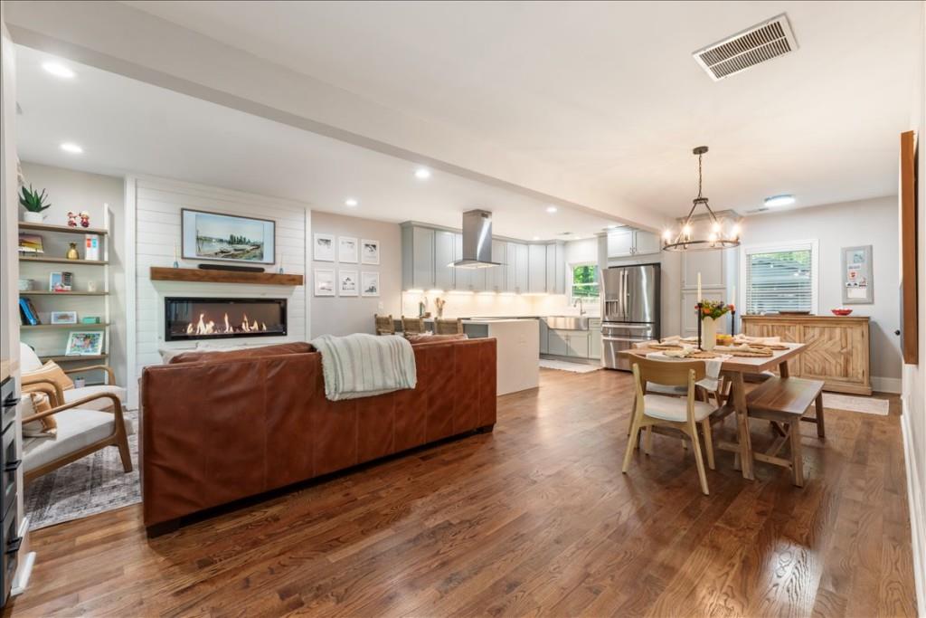 2132 Medfield Trail NE