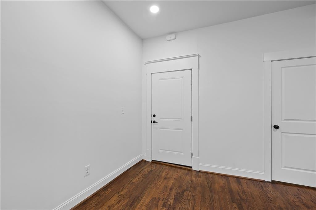 360 Ponce De Leon Avenue NE 4