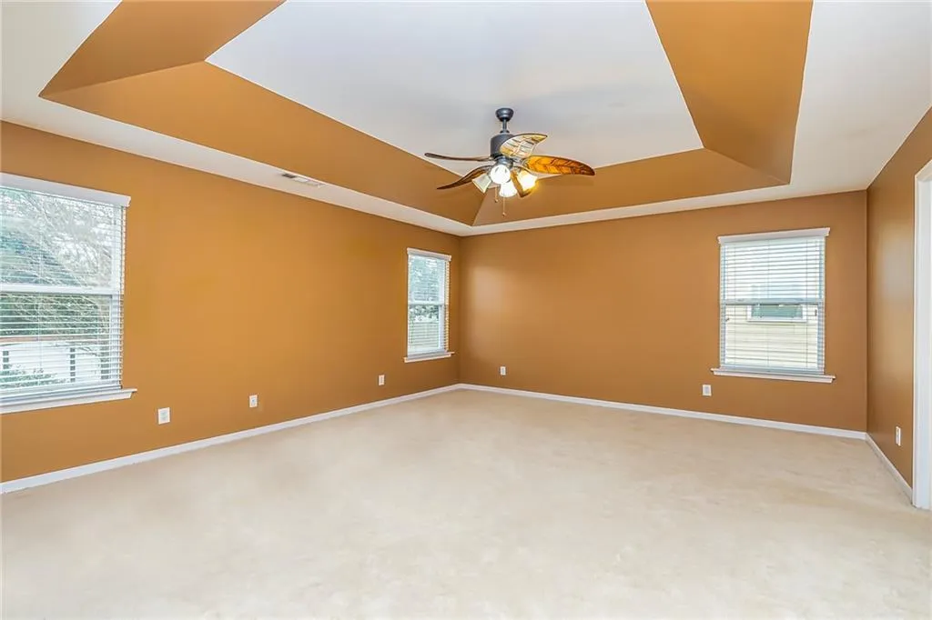 Newnan, Georgia 30265, United States, 3 Bedrooms Bedrooms, ,3 BathroomsBathrooms,Residential,Active,80553