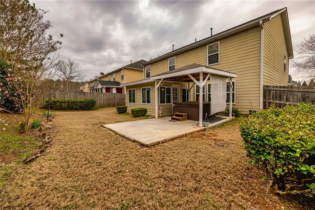 Newnan, Georgia 30265, United States, 3 Bedrooms Bedrooms, ,3 BathroomsBathrooms,Residential,Active,80553