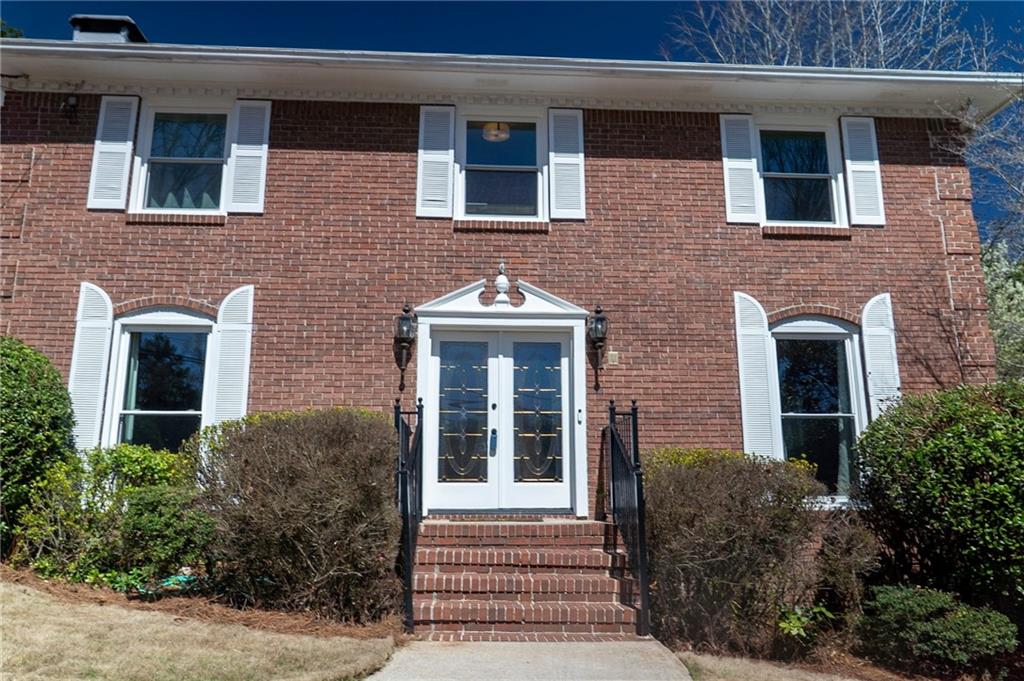 2652 Fontainebleau Drive