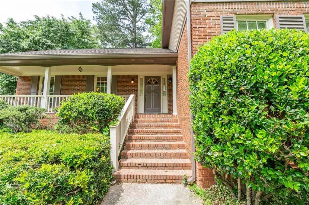 Atlanta, Georgia 30328, United States, 4 Bedrooms Bedrooms, ,4 BathroomsBathrooms,Residential,Active,121690