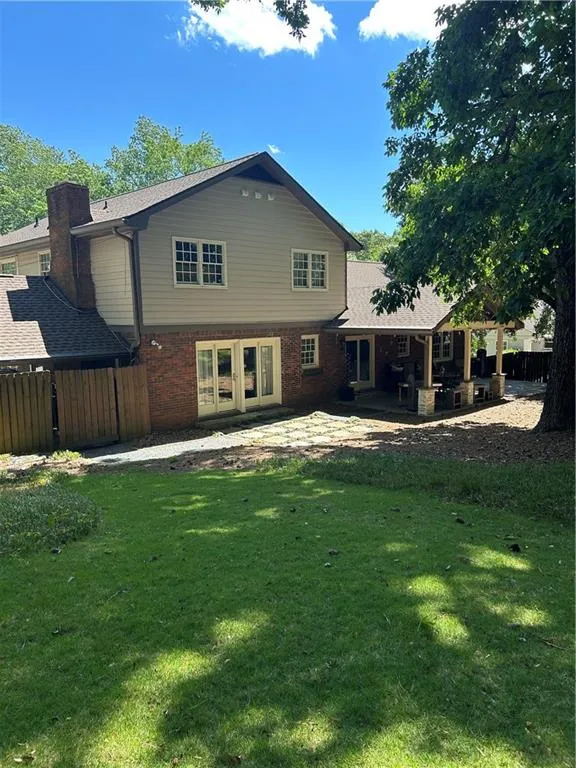 Atlanta, Georgia 30328, United States, 4 Bedrooms Bedrooms, ,4 BathroomsBathrooms,Residential,Active,121690