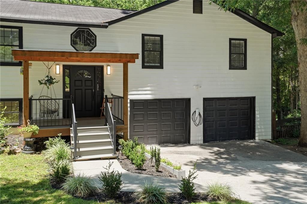 242 Muddy River Road