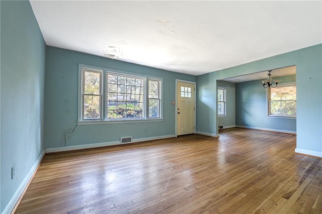 602 Clairmont Circle