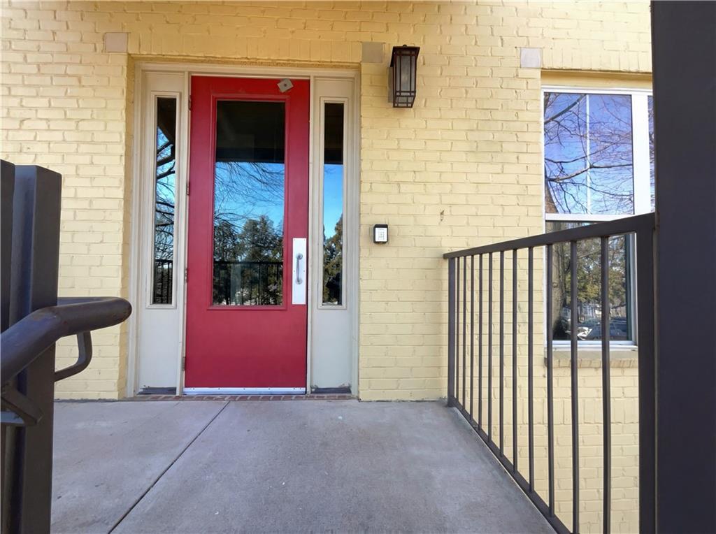 1195 Milton Terrace SE 2204