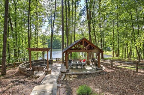 181 Fox Den Circle Jasper GA 30143