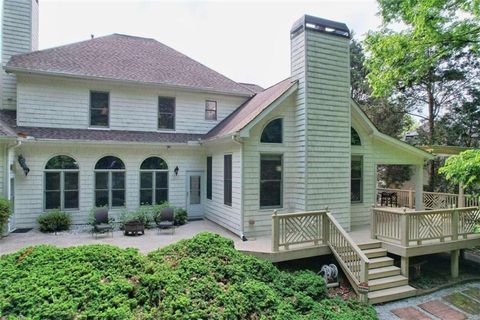 A home in Dacula