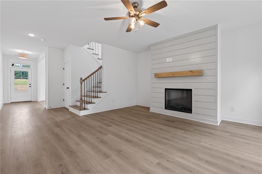 12 CORETTA Court