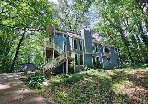 Homes For Sale - 495 Nottingham Drive<br/> Marietta, GA 30066