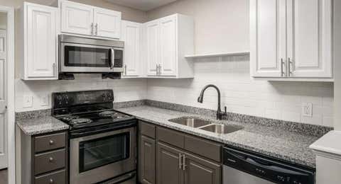 Apartment For Rent - 7100 Roswell Road #3508<br/> Atlanta, GA 30328