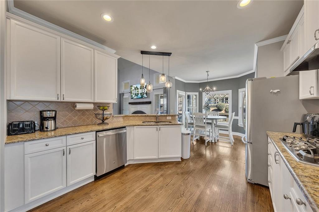 112 Bluestone Court, Acworth, Georgia image 18
