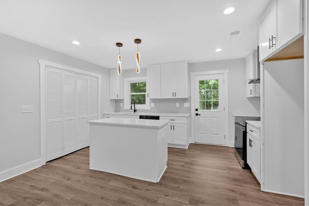 2326 Brackett Street, Marietta, Georgia image 9