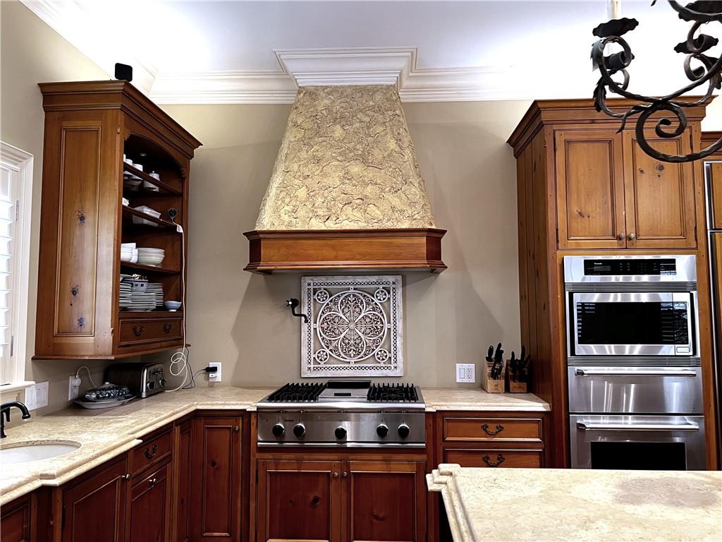 9390 Colonnade Trail, Johns Creek, Georgia image 13