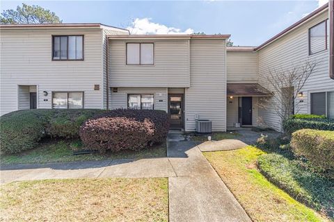 Condo For Sale - 1012 Country Court<br/> Lawrenceville, GA 30044