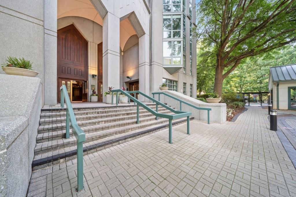 2870 Pharr Court NW 506