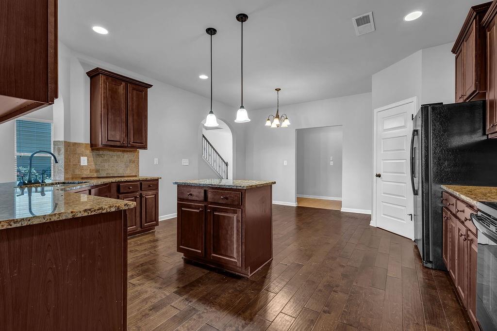 4238 Sir Dixon Drive, Fairburn, Georgia image 11