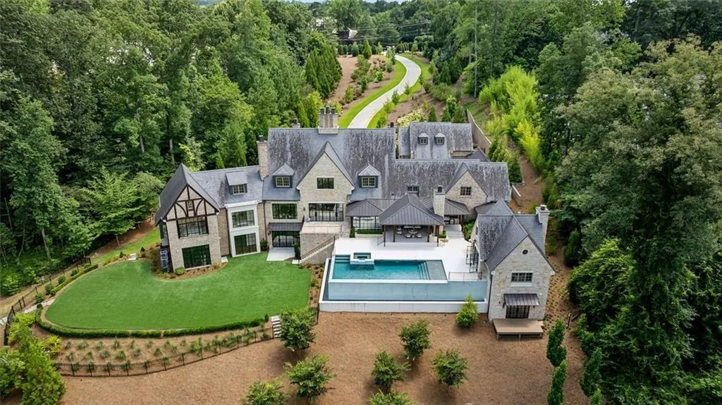 Sandy Springs, Georgia 30327, United States, 7 Bedrooms Bedrooms, ,12 BathroomsBathrooms,Residential,Active,254605