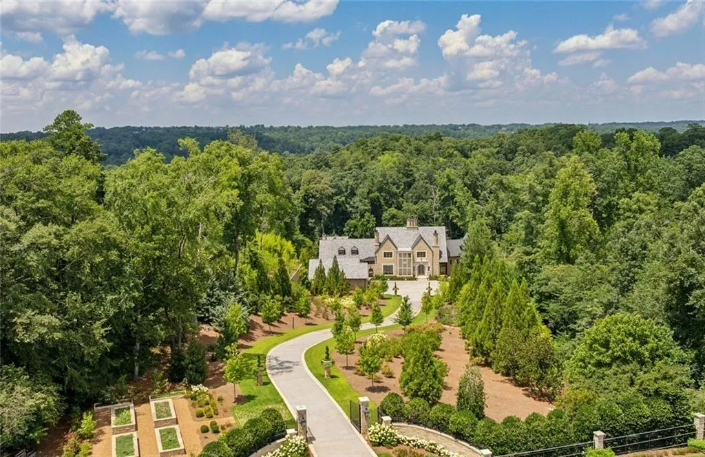 Sandy Springs, Georgia 30327, United States, 7 Bedrooms Bedrooms, ,12 BathroomsBathrooms,Residential,Active,254605