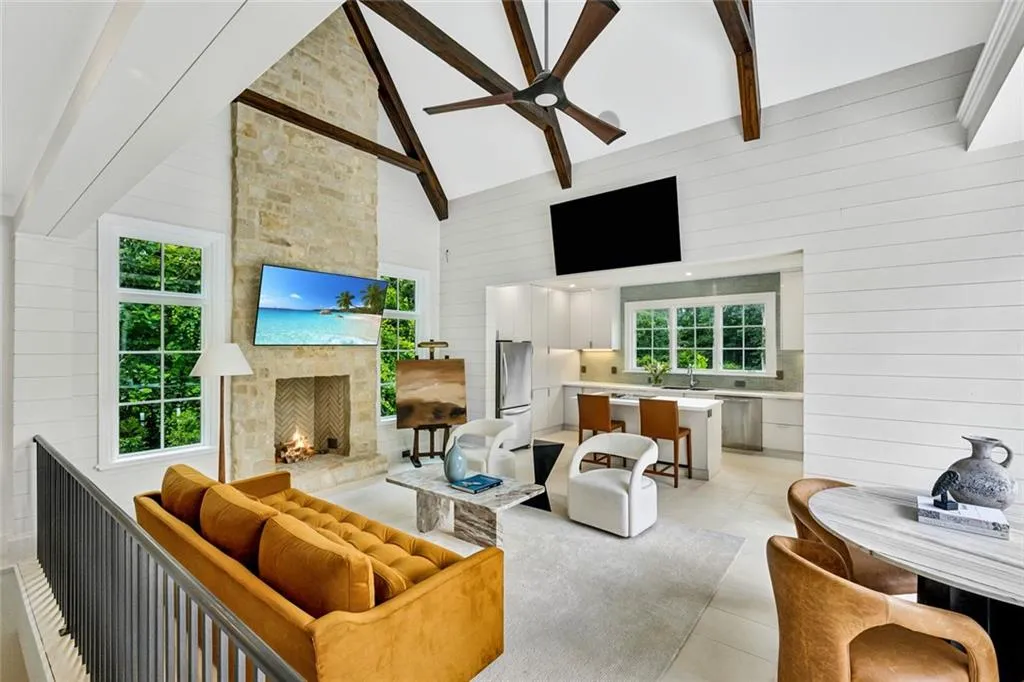 Sandy Springs, Georgia 30327, United States, 7 Bedrooms Bedrooms, ,12 BathroomsBathrooms,Residential,Active,254605