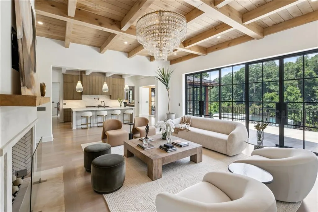 Sandy Springs, Georgia 30327, United States, 7 Bedrooms Bedrooms, ,12 BathroomsBathrooms,Residential,Active,254605