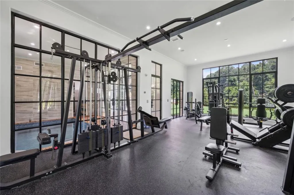 Sandy Springs, Georgia 30327, United States, 7 Bedrooms Bedrooms, ,12 BathroomsBathrooms,Residential,Active,254605