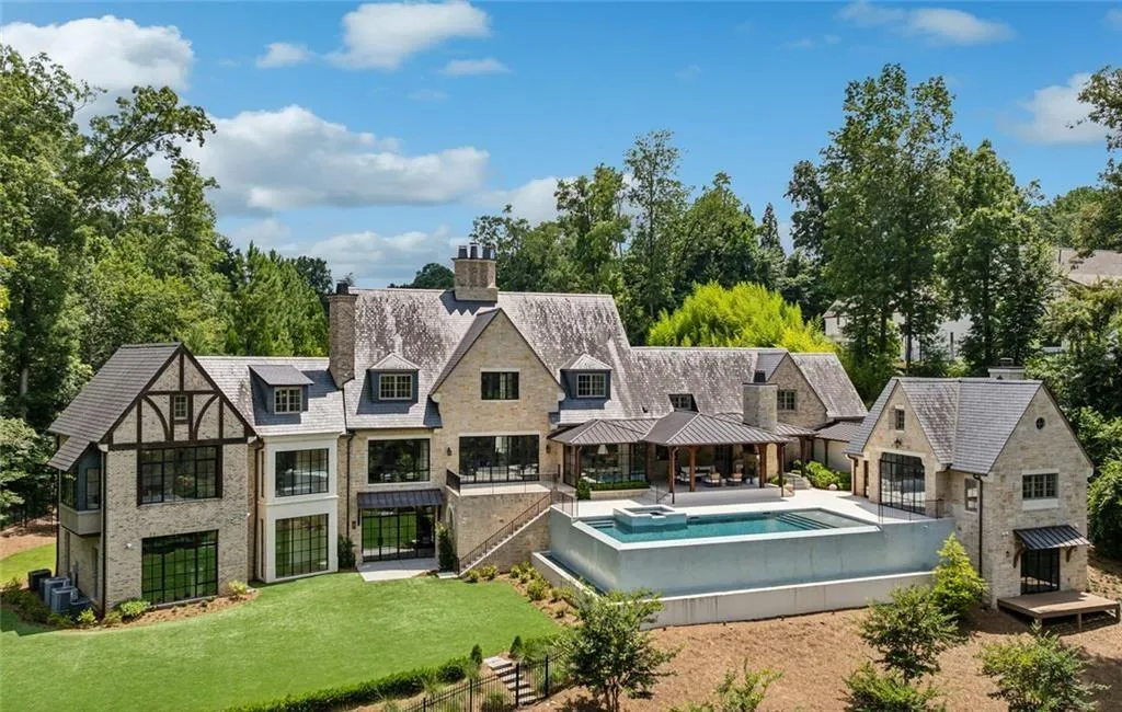 Sandy Springs, Georgia 30327, United States, 7 Bedrooms Bedrooms, ,12 BathroomsBathrooms,Residential,Active,254605