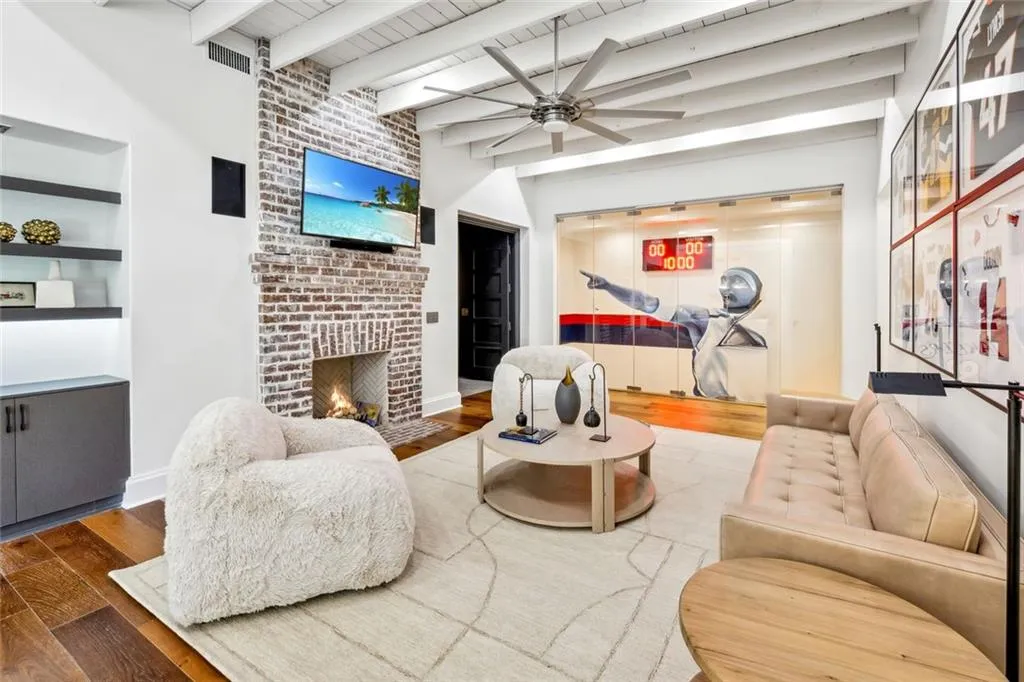 Sandy Springs, Georgia 30327, United States, 7 Bedrooms Bedrooms, ,12 BathroomsBathrooms,Residential,Active,254605