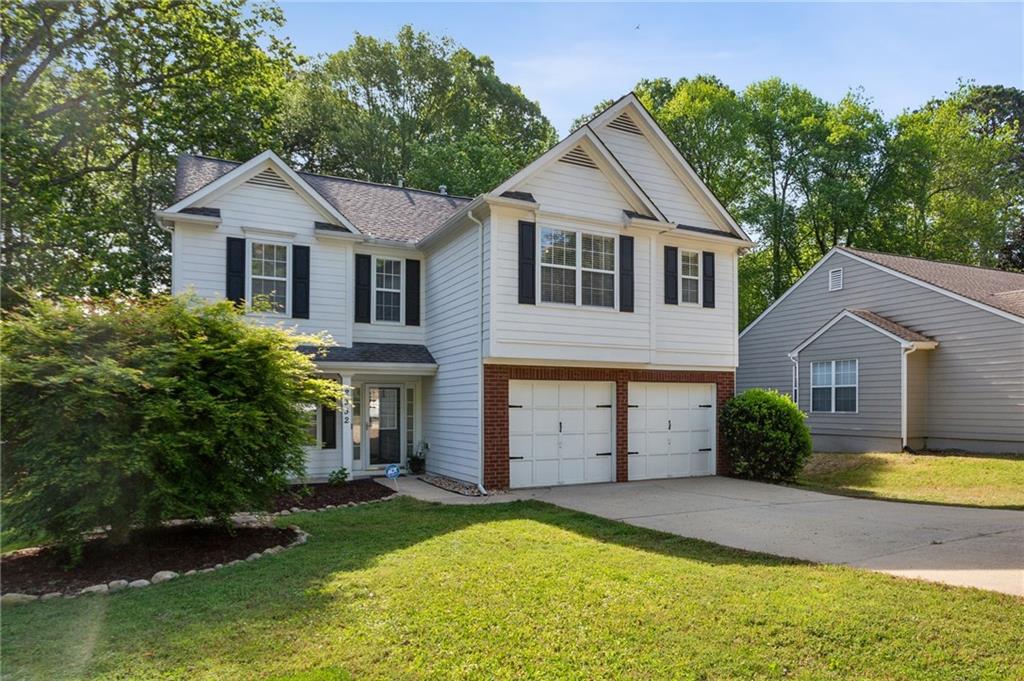 2332 Leacroft Way
