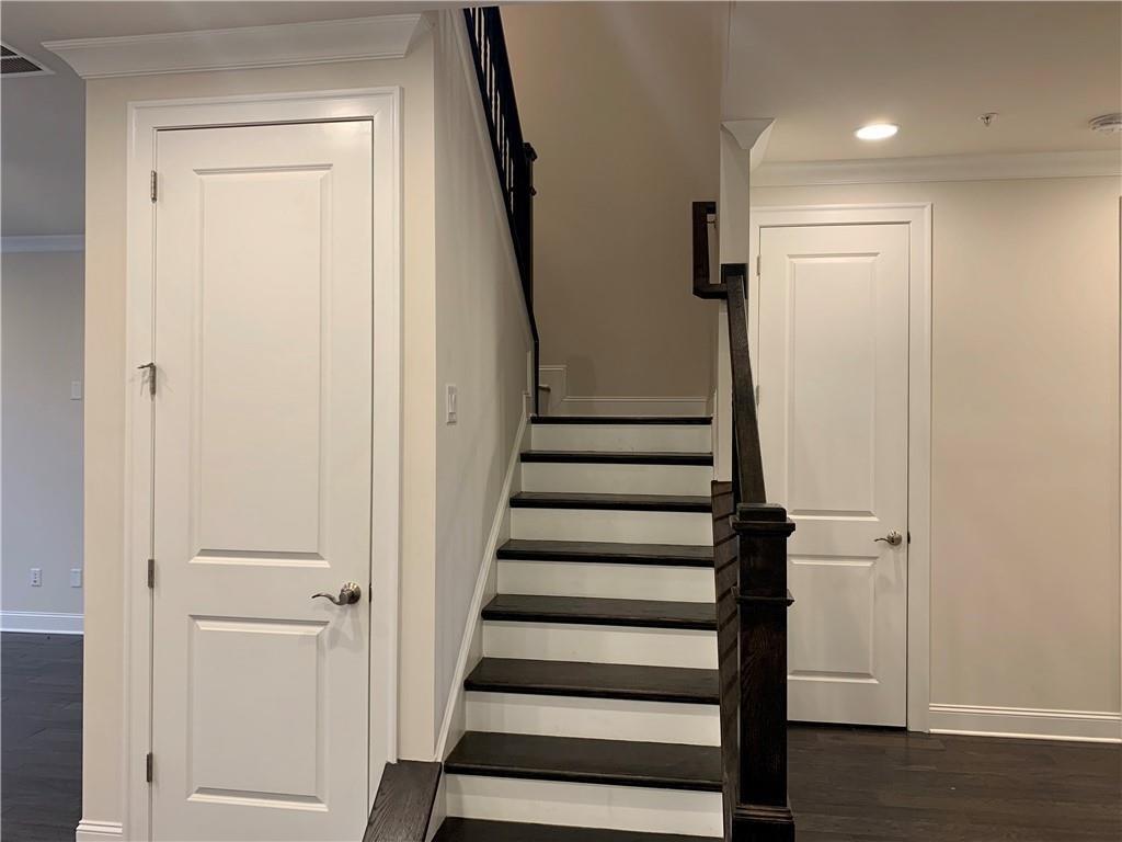 Chelsea Walk - Residential Lease