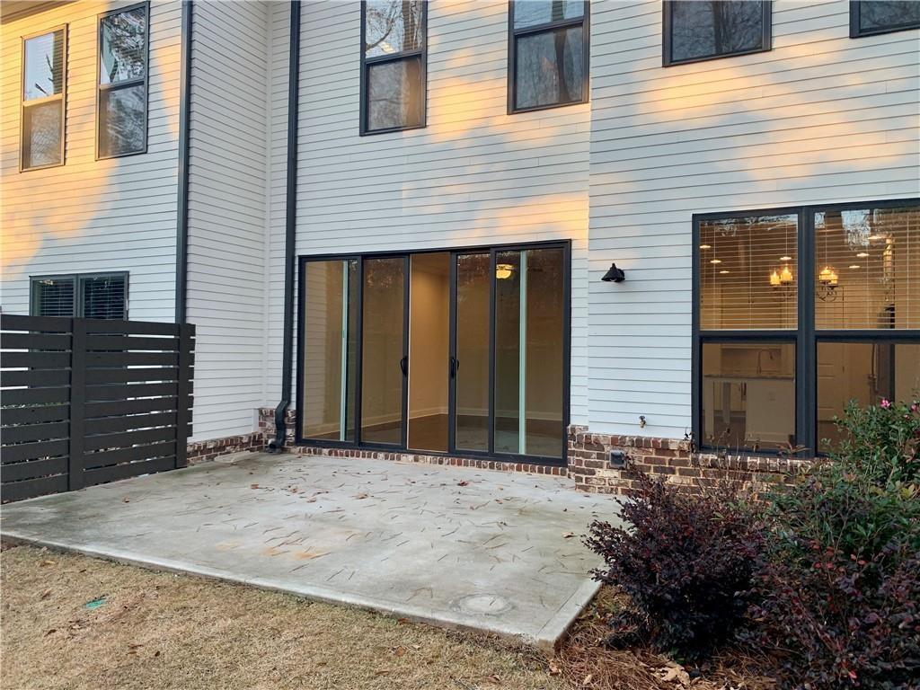 Chelsea Walk - Residential Lease