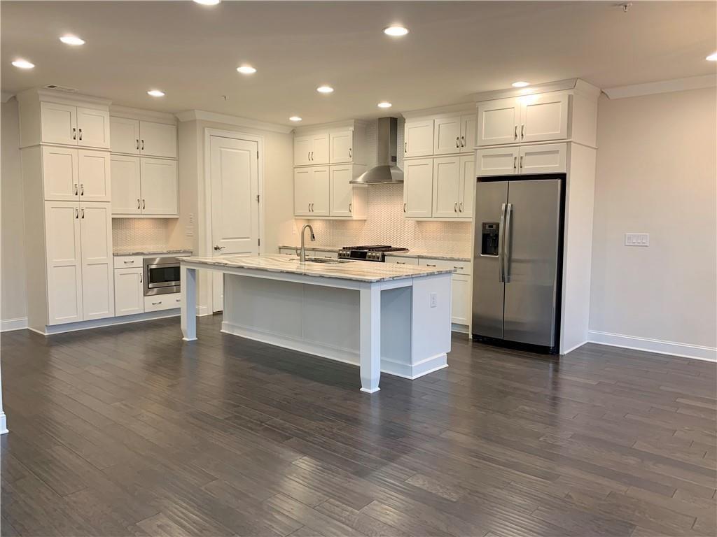 Chelsea Walk - Residential Lease