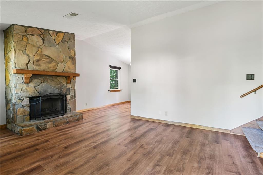 2420 Leaf Land Drive