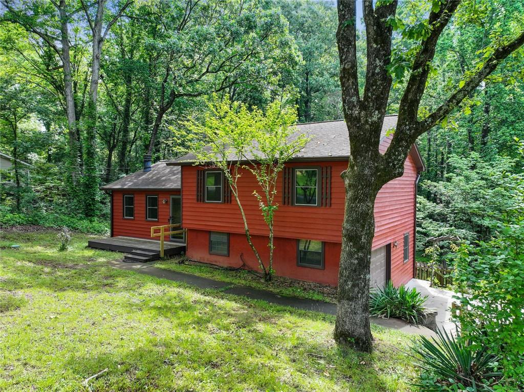 2420 Leaf Land Drive