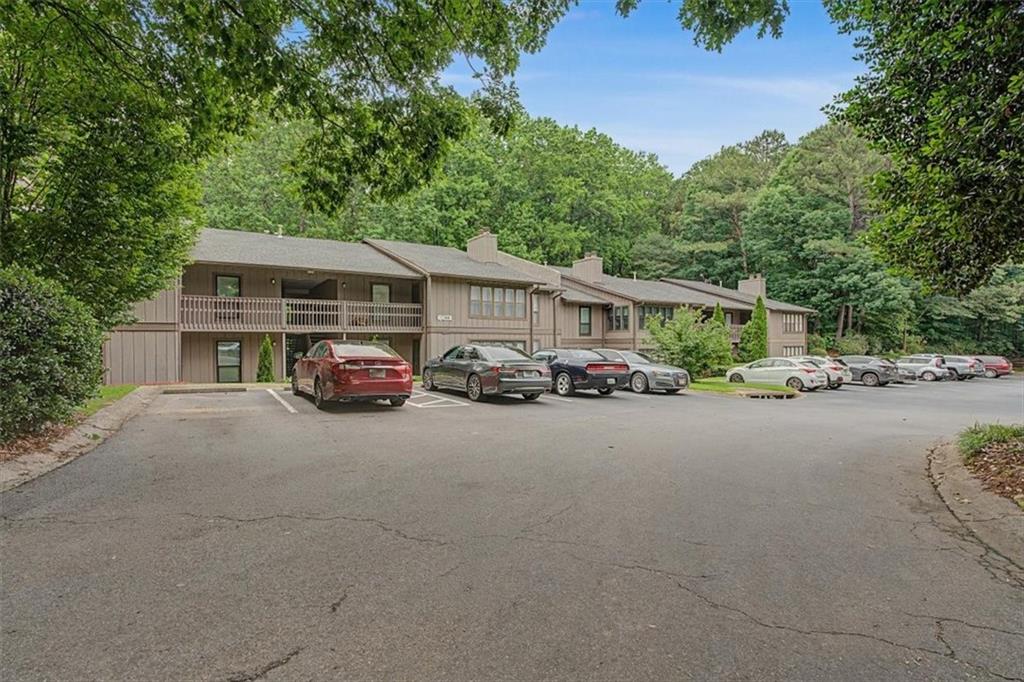 319 Smokerise Circle SE