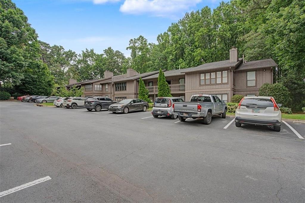 319 Smokerise Circle SE
