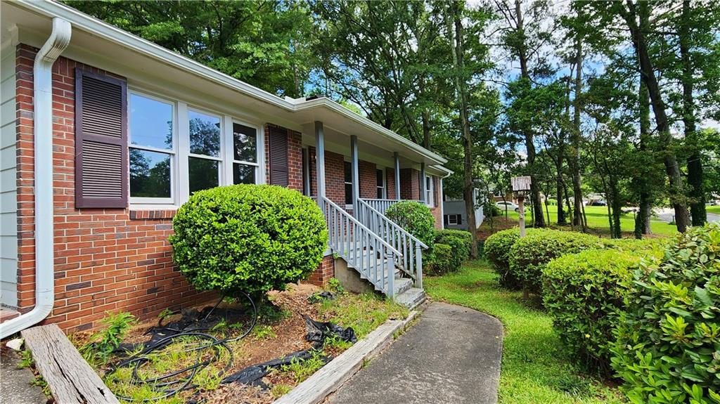 766 Virginia Circle, Forest Park, Georgia image 3