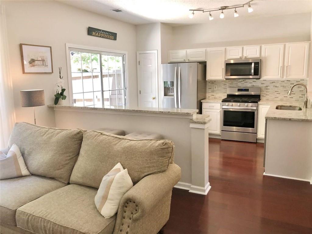 Windward Pointe - Residential