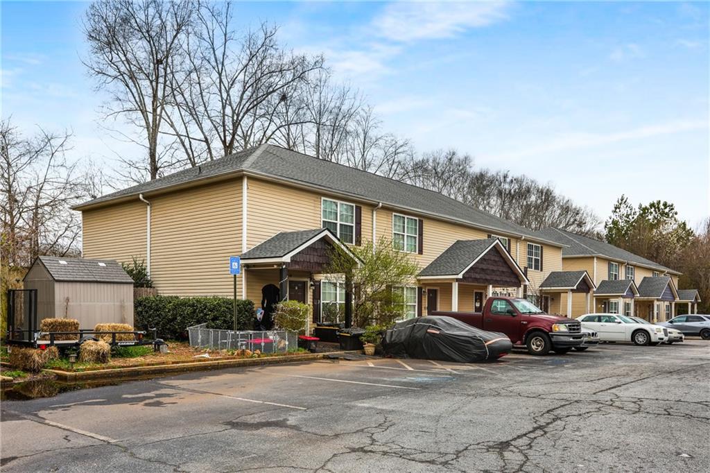 407 Maple Way
