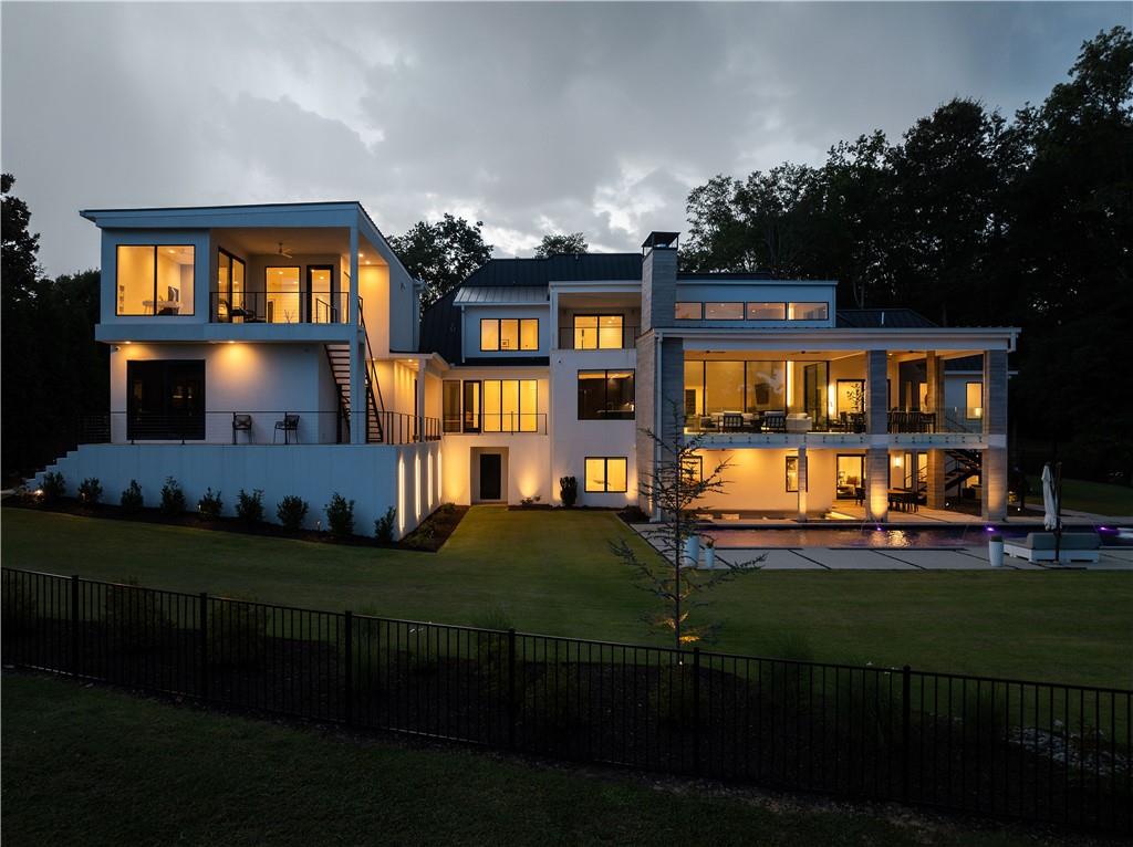 5615 Golf Club Drive