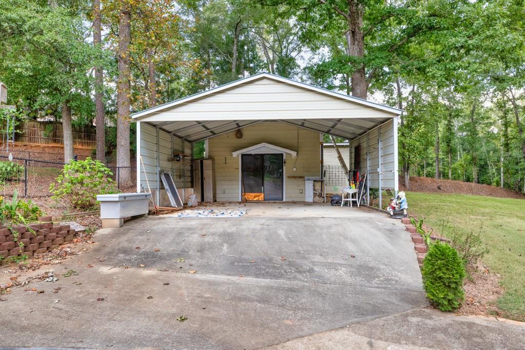 1021 Bouldercrest Court, Watkinsville, Georgia image 2