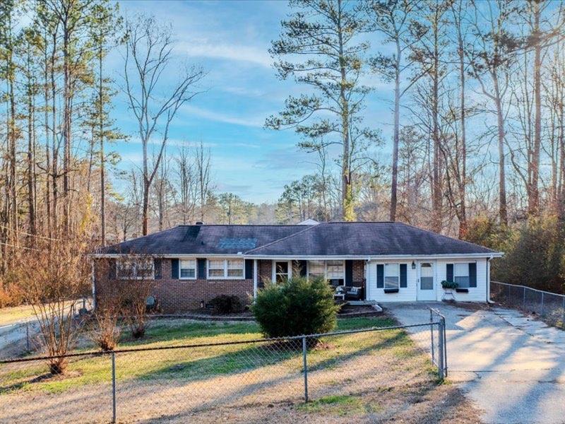219 Briarwood Drive, Dallas, Georgia image 1