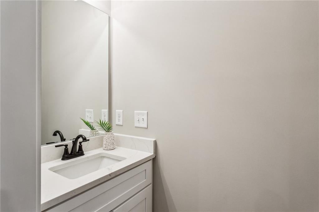1095 Tucker Avenue 504