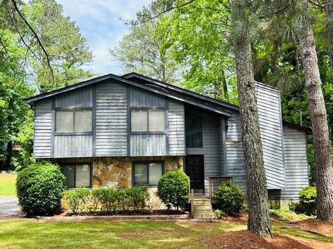 Homes For Sale - 4515 Boise Trail<br/> Atlanta, GA 30331