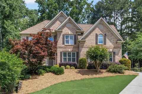 Homes For Sale - 3085 Walnut Creek Drive<br/> Alpharetta, GA 30005