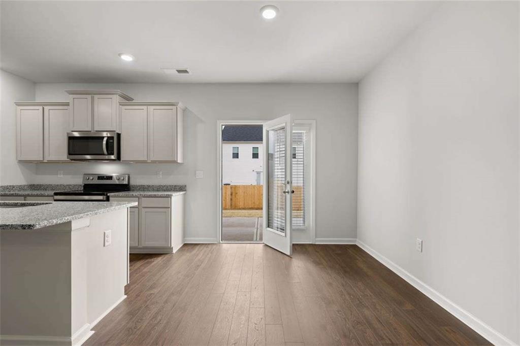 359 Elgin Drive, Lawrenceville, Georgia image 7